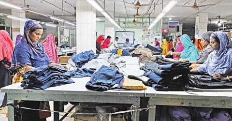 বাংলাদেশের পোশাক রপ্তানি শীর্ষ ১০ বাজারের ৯টিতেই পিছিয়েছে
