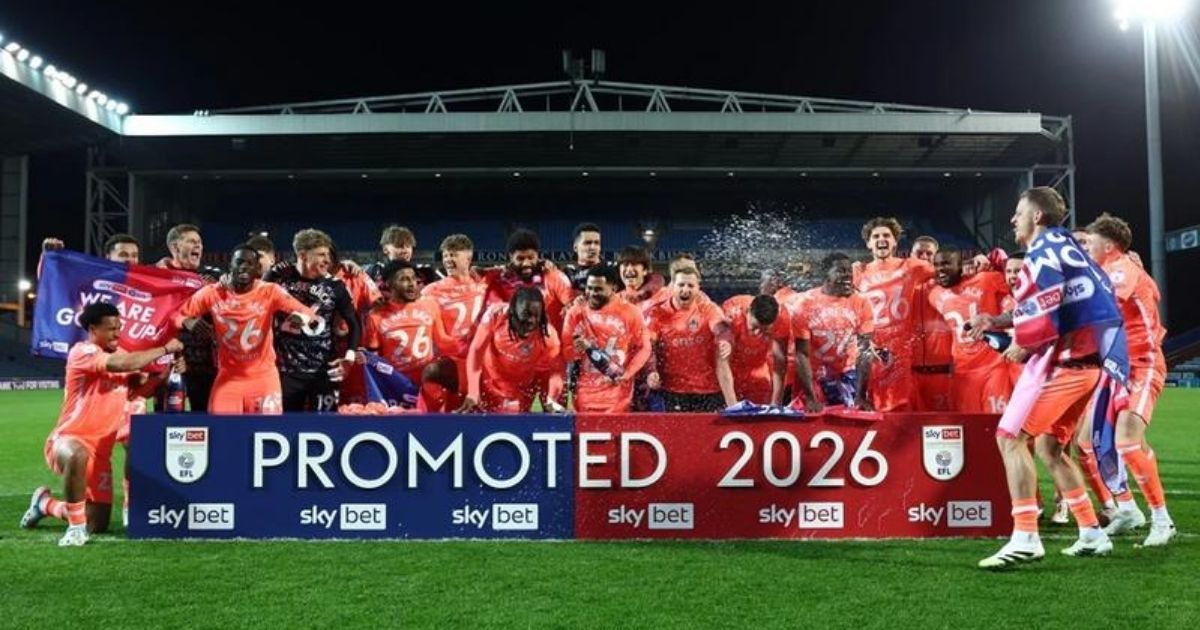 ২৫ বছরের দীর্ঘ প্রতীক্ষার অবসান: ল্যাম্পার্ডের হাত ধরে কভেন্ট্রি ফিরল প্রিমিয়ার লিগে