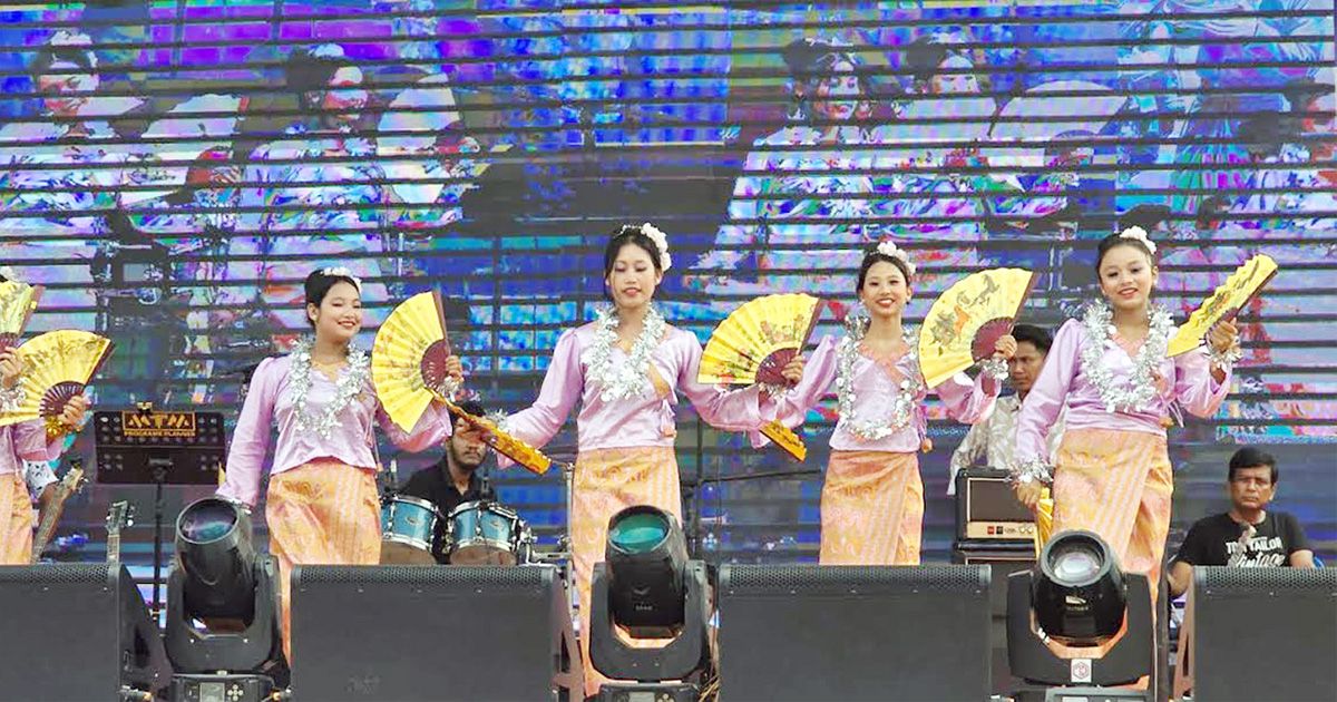 বর্ণিল সাংগ্রাই জলউৎসবের মাধ্যমে বর্ষবরণের শেষ গ equf সমাপ্তি