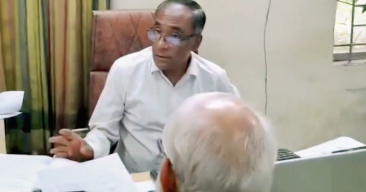 নবীনগরে সাংবাদিকদের অবরুদ্ধের ঘটনায় ভূমি কর্মকর্তা স্ট্যান্ড রিলিজ