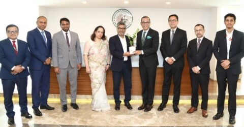 প্রধানমন্ত্রীর বিশেষ সহকারীর সঙ্গে ডিএসই’র বৈঠক