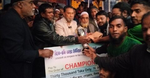 নীলফামারীতে রিনো-রকি আন্তইউনিয়ন ফুটবল টুর্নামেন্টের ফাইনাল অনুষ্ঠিত
