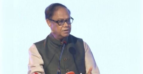 রাষ্ট্রায়ত্ত বাণিজ্যিক ব্যাংক ঋণের অর্থ আদায়ে এখনো দুর্বল: গভর্নর