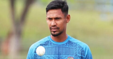 মোস্তাফিজকে ৬ কোটি ৪৪ লাখ পাকিস্তানি রুপিতে কিনলো লাহোর কালান্দার্স