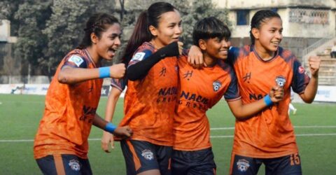 ১০ ম্যাচে ১০ জয়ে অপরাজিত চ্যাম্পিয়ন ঋতুপর্ণারা