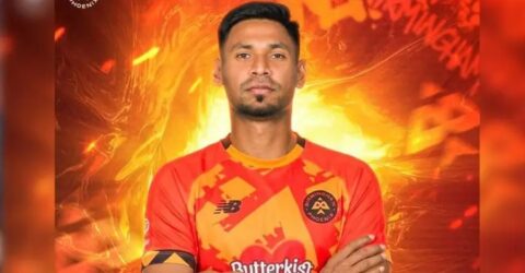 প্রথম বাংলাদেশি হিসেবে ১ কোটি ৬৪ লাখ টাকায় দ্য হানড্রেডে মোস্তাফিজ