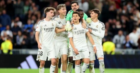 এলচেকে উড়িয়ে বার্সেলোনার ঘাড়ে নিঃশ্বাস ফেলছে রিয়াল মাদ্রিদ