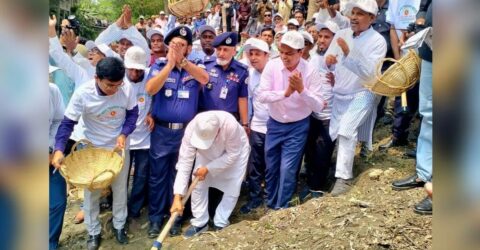 ভোটের কালির দাগ শুকানোর আগেই প্রতিশ্রুতি বাস্তবায়ন শুরু: তথ্যমন্ত্রী