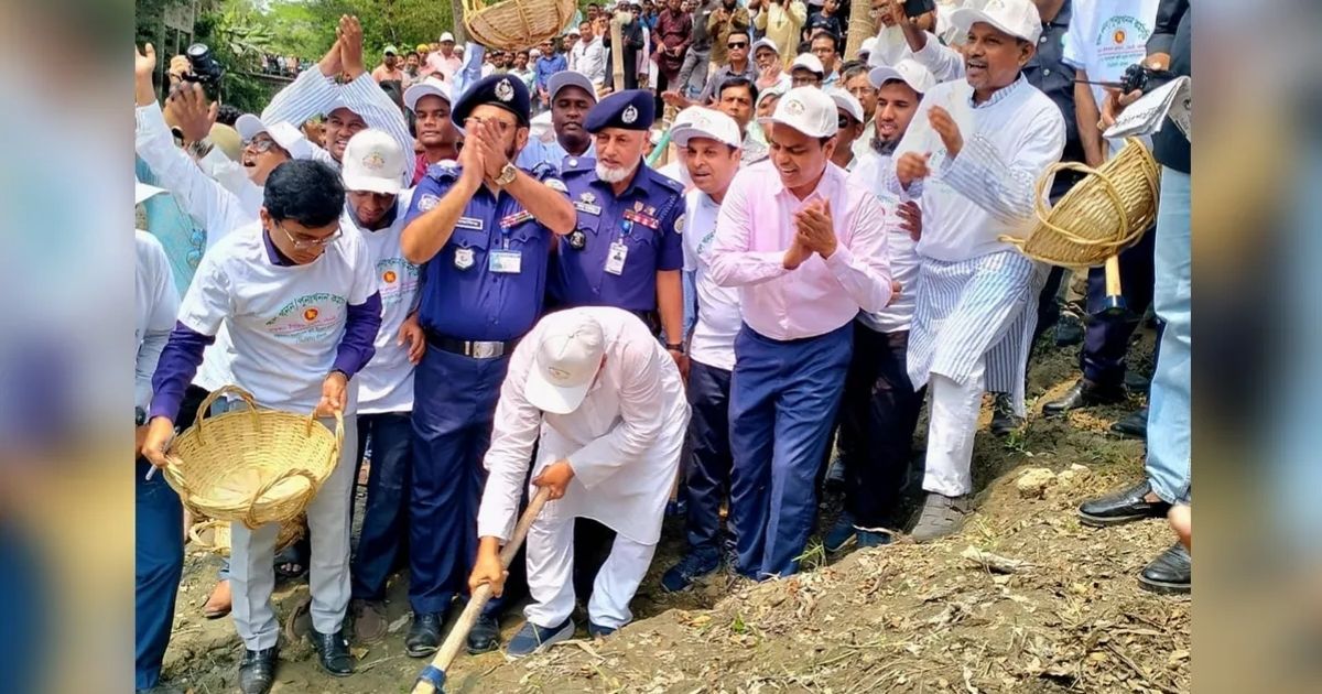 ভোটের কালির দাগ শুকানোর আগেই প্রতিশ্রুতি বাস্তবায়ন শুরু: তথ্যমন্ত্রী