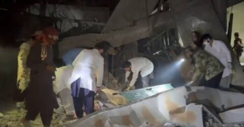 আফগানিস্তানের হাসপাতালে পাকিস্তানের হামলায় নিহত ৪০০