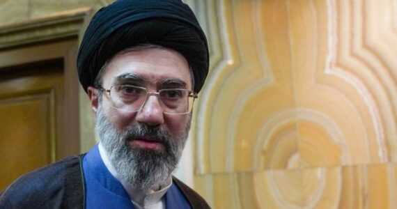 রাশিয়ায় চিকিৎসাধীন ইরানের নতুন নেতা মোজতবা খামেনি