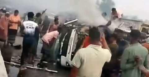 বগুড়ায় মাইক্রোবাসে গ্যাস সিলিন্ডার বিস্ফোরণে নিহত ৩