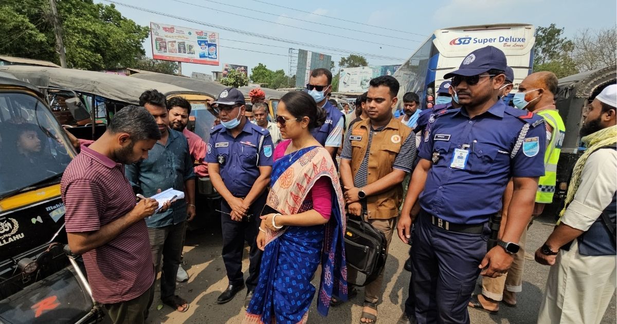 ইউএনওকে যাত্রী ভেবে অতিরিক্ত ভাড়া দাবি, ভ্রাম্যমাণ আদালতে জরিমানা