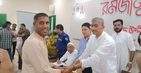 লক্ষ্মীপুরে ১৩৯ অসহায় ও দুঃস্থদের মাঝে আর্থিক সহায়তার চেক বিতরণ