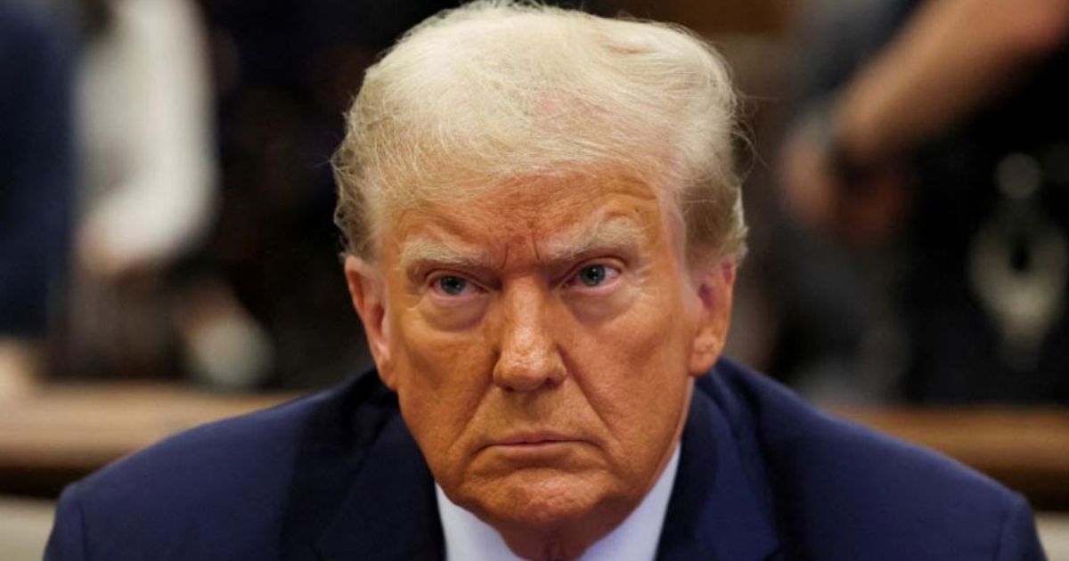 যুদ্ধে যোগ না দেওয়ায় ন্যাটোকে ‘কাপুরুষ’ বললেন ট্রাম্প