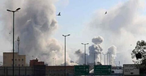 ঈদের সকালেও একাধিক বিস্ফোরণে কাঁপলো তেহরান