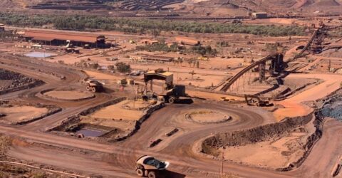 আকরিক লোহার দাম টন প্রতি ১০০ ডলার হওয়ার সম্ভাবনা