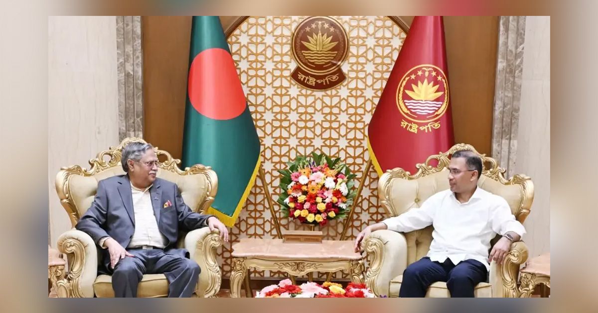 মহান স্বাধীনতা দিবস উপলক্ষে বঙ্গভবনে রাষ্ট্রপতি সঙ্গে প্রধানমন্ত্রীর সাক্ষাৎ