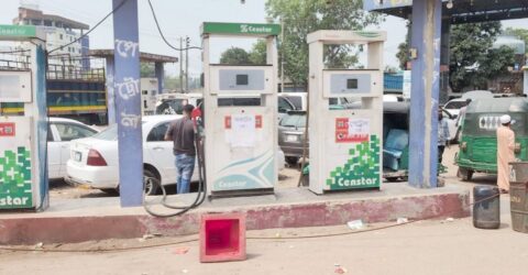 ভৈরবের পাম্পে মিলছে না অকটেন-পেট্রোল, ভোগান্তিতে মোটরসাইকেল চালকরা