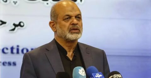 মার্কিন ঘাঁটি সংলগ্ন এলাকা থেকে মানুষকে সরে যেতে বলল ইরানের বিপ্লবী গার্ড