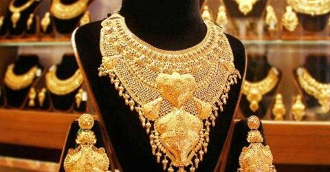 দিনে দুই দফা বাড়িয়ে স্বর্ণের নতুন দাম নির্ধারণ