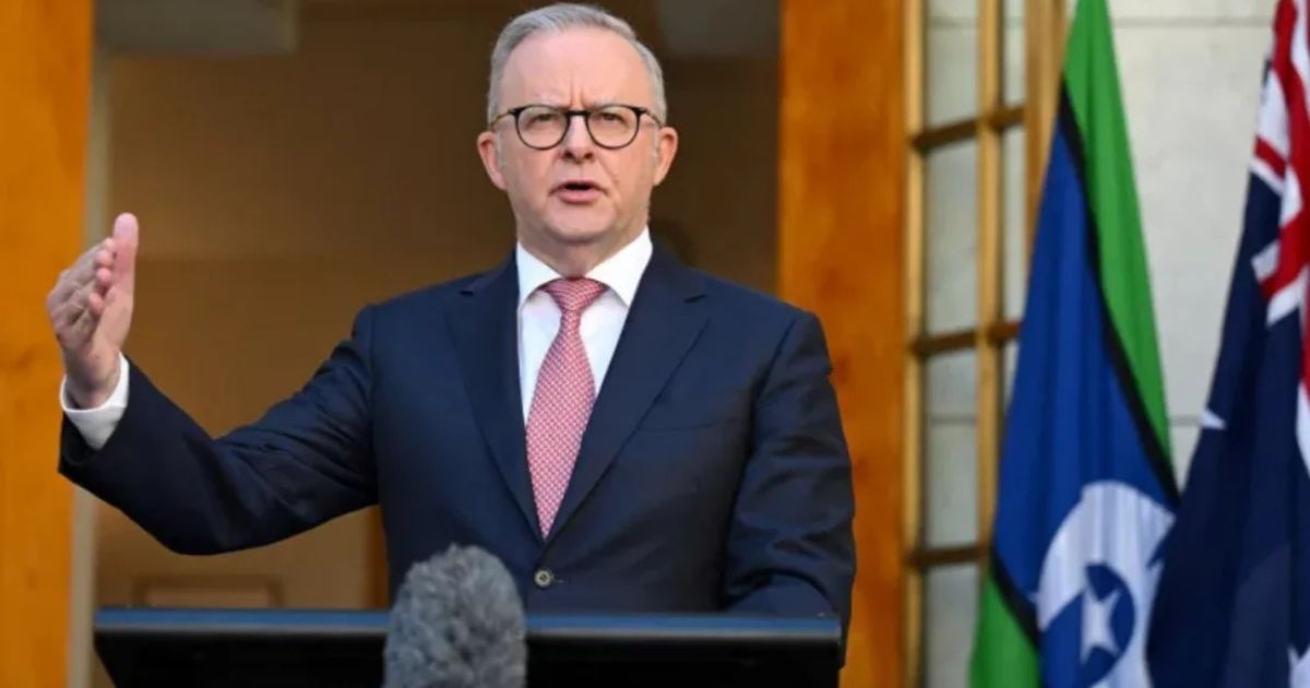 অস্ট্রেলিয়ায় পেট্রোল ও ডিজেলের কর অর্ধেক করার ঘোষণা