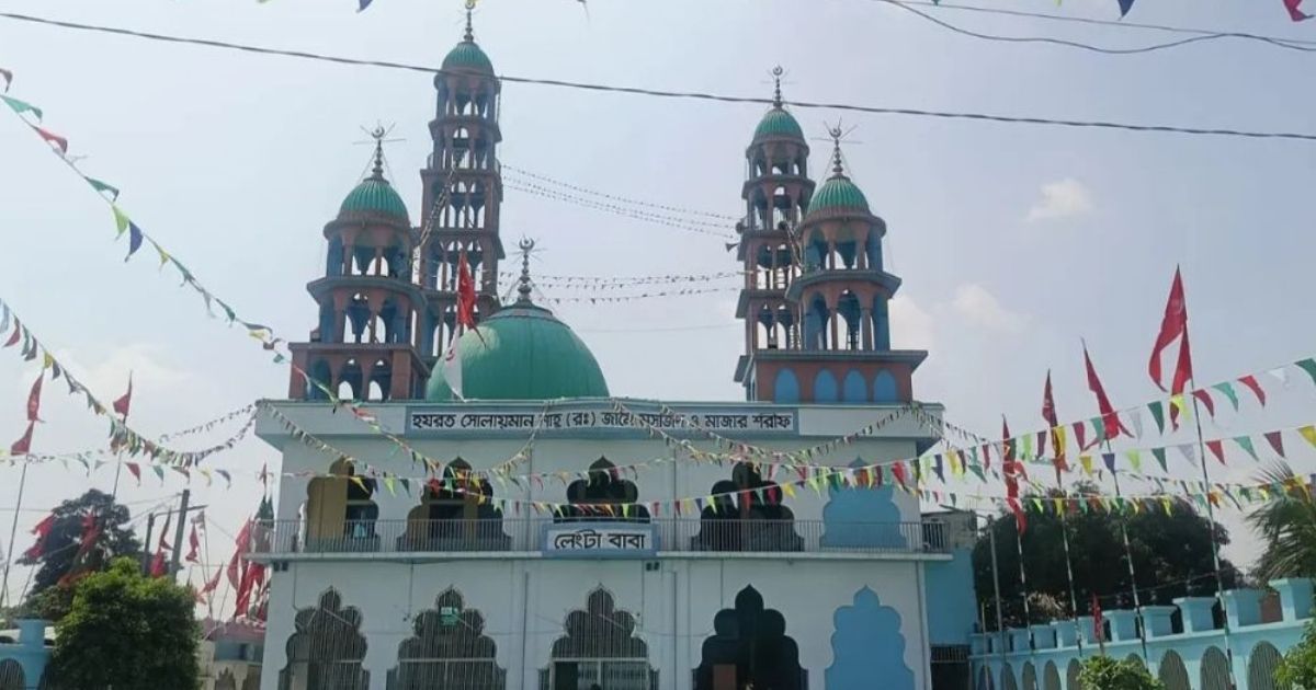 অশ্লীলতার অভিযোগে ‘সোলেমান লেংটার’ মেলা বন্ধ ঘোষণা