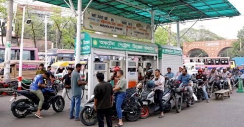 দেশের তেলের মজুত ১১ দিন, চলতি মাসে আসছে সাড়ে তিন লাখ টন