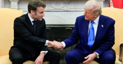 ম্যাক্রোঁর স্ত্রী তার সঙ্গে খুব খারাপ আচরণ করেন: ট্রাম্প