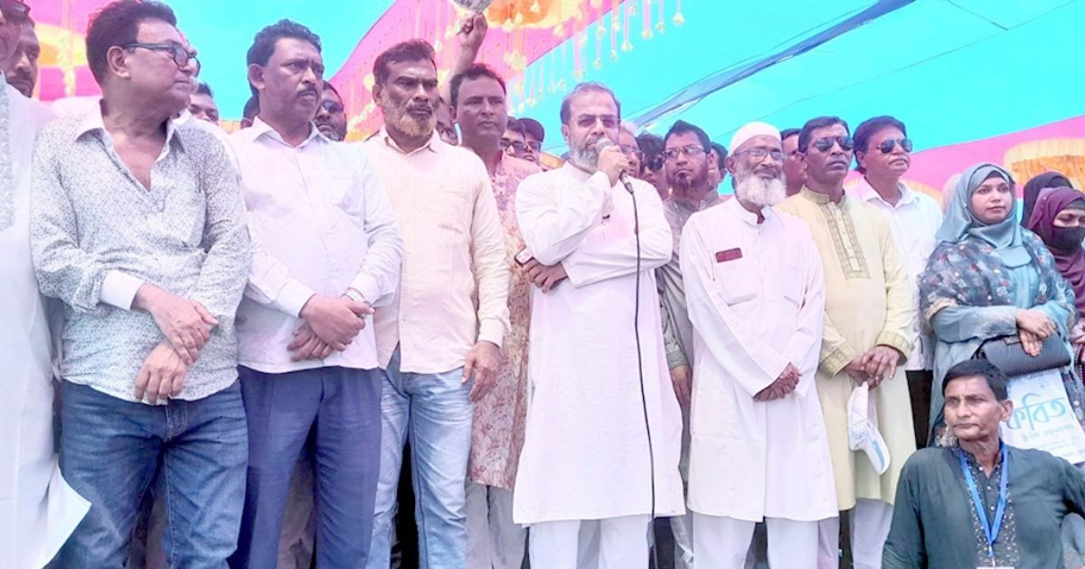 বাগেরহাটে বিনামূল্যে চক্ষু চিকিৎসা ক্যাম্পে সেবা পেলেন ৫ হাজার মানুষ