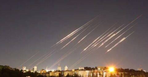 তেল আবিবে মোসাদের সদরদপ্তরে ইরানের হামলা