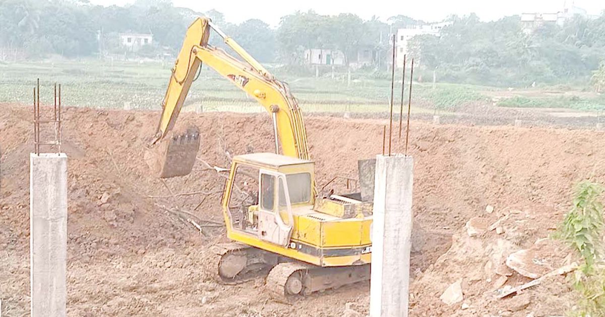 প্রযুক্তির ছোঁয়ায় কর্মহীন মানুষ