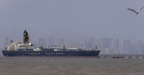 হরমুজ প্রণালিতে ‘ট্রানজিট ফি’ আরোপের পরিকল্পনা ইরান ও ওমানের