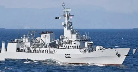 আরব সাগর থেকে বাংলাদেশিসহ পাঁচ দেশের ১৮ নাবিককে উদ্ধার করল পাকিস্তান নৌবাহিনী