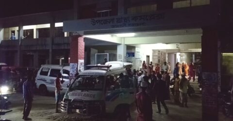 আমতলীতে ট্রাক-অটোরিকশার মুখোমুখি সংঘর্ষে নিহত ২, আহত ৩