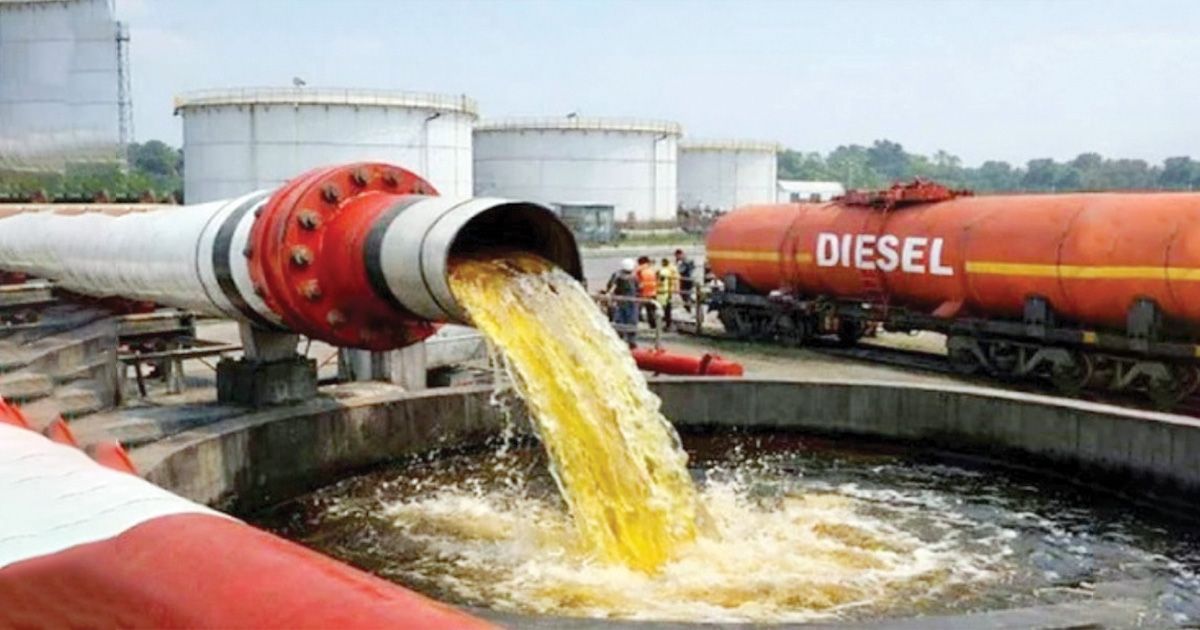 এপ্রিলে ভারত থেকে আসছে  আরও ১৭ হাজার টন ডিজেল
