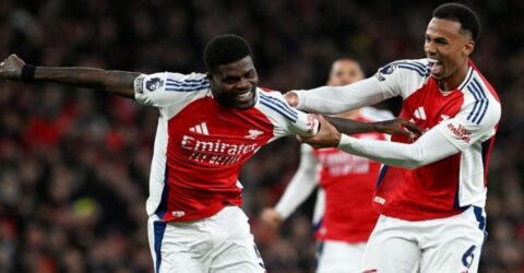 স্পোর্টিং সিপির প্রতিরোধ ভেঙে সেমিফাইনালে আর্সেনাল