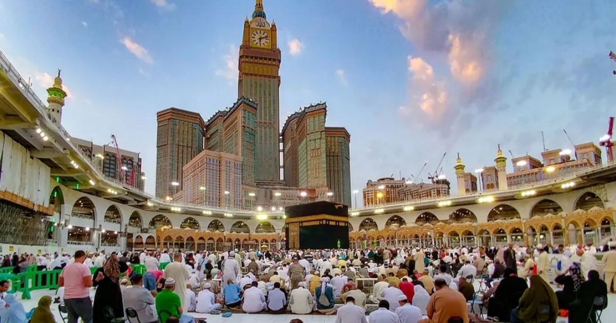 অনুমতি ছাড়া হজের চেষ্টা করলে গুনতে হবে মোটা অংকের জরিমানা