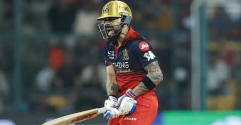 কোহলির দুর্দান্ত ব্যাটিংয়ে বেঙ্গালুরুর দাপুটে জয়