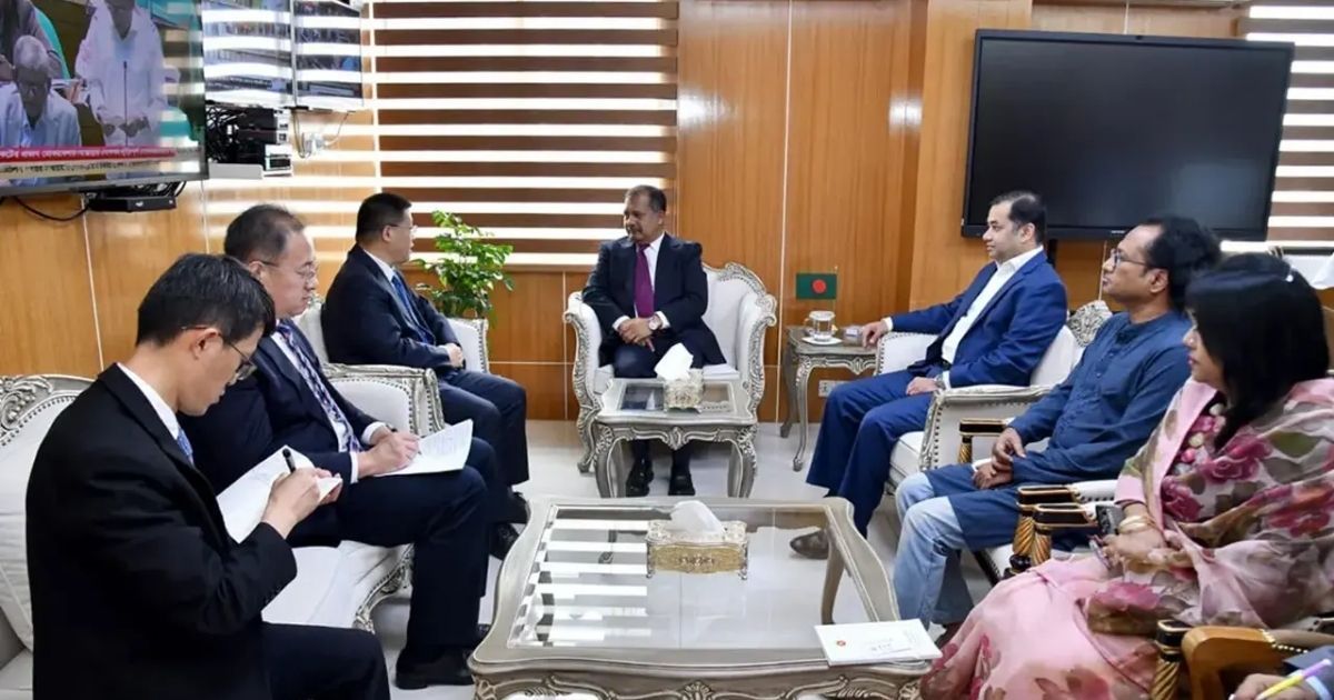 তথ্য ও সম্প্রচার মন্ত্রীর সঙ্গে চীনা রাষ্ট্রদূতের সৌজন্য সাক্ষাৎ