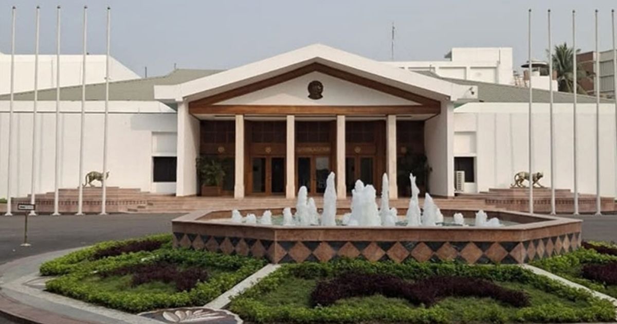 প্রধানমন্ত্রীর অফিসে খাবারের বাজেট কমল পাঁচ গুণ